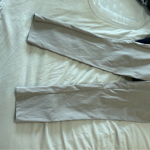 Calvin Klein Light Grey Pull on stretch cropped ankle pant business professional - Picture 3 of 3